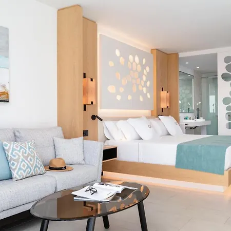 מלון Royal Hideaway Corales - Adults Only