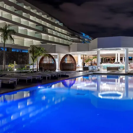Royal Hideaway Corales - Adults Only מלון